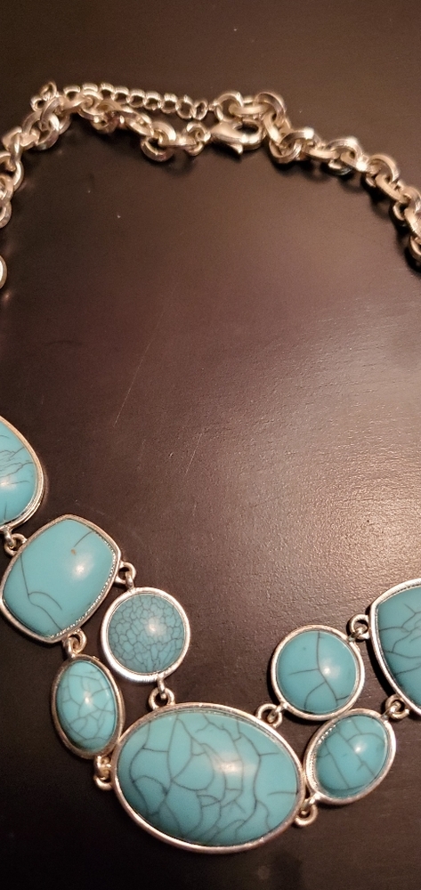 Turquoise necklace and earrings set